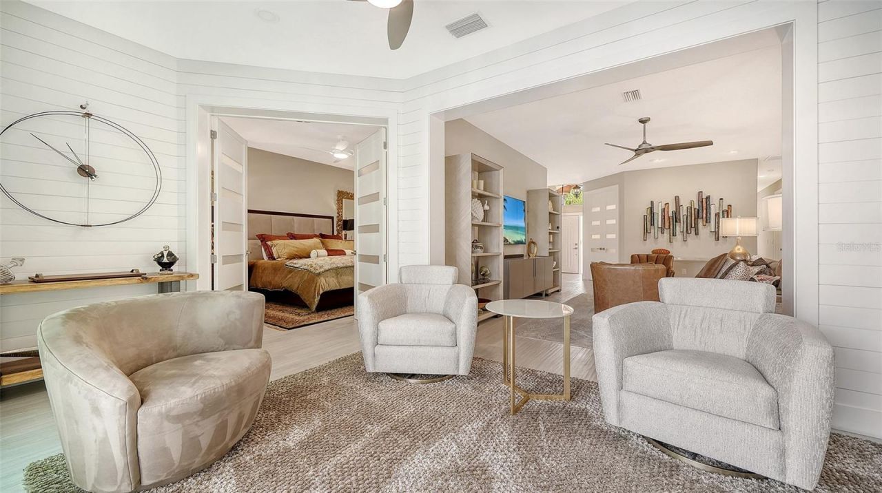 7198 Del Lago Drive, Sarasota, FL 34238 Photo