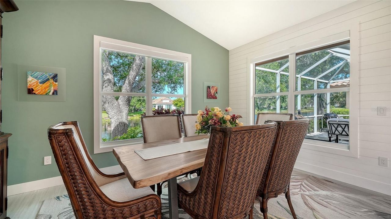 7198 Del Lago Drive, Sarasota, FL 34238 Photo