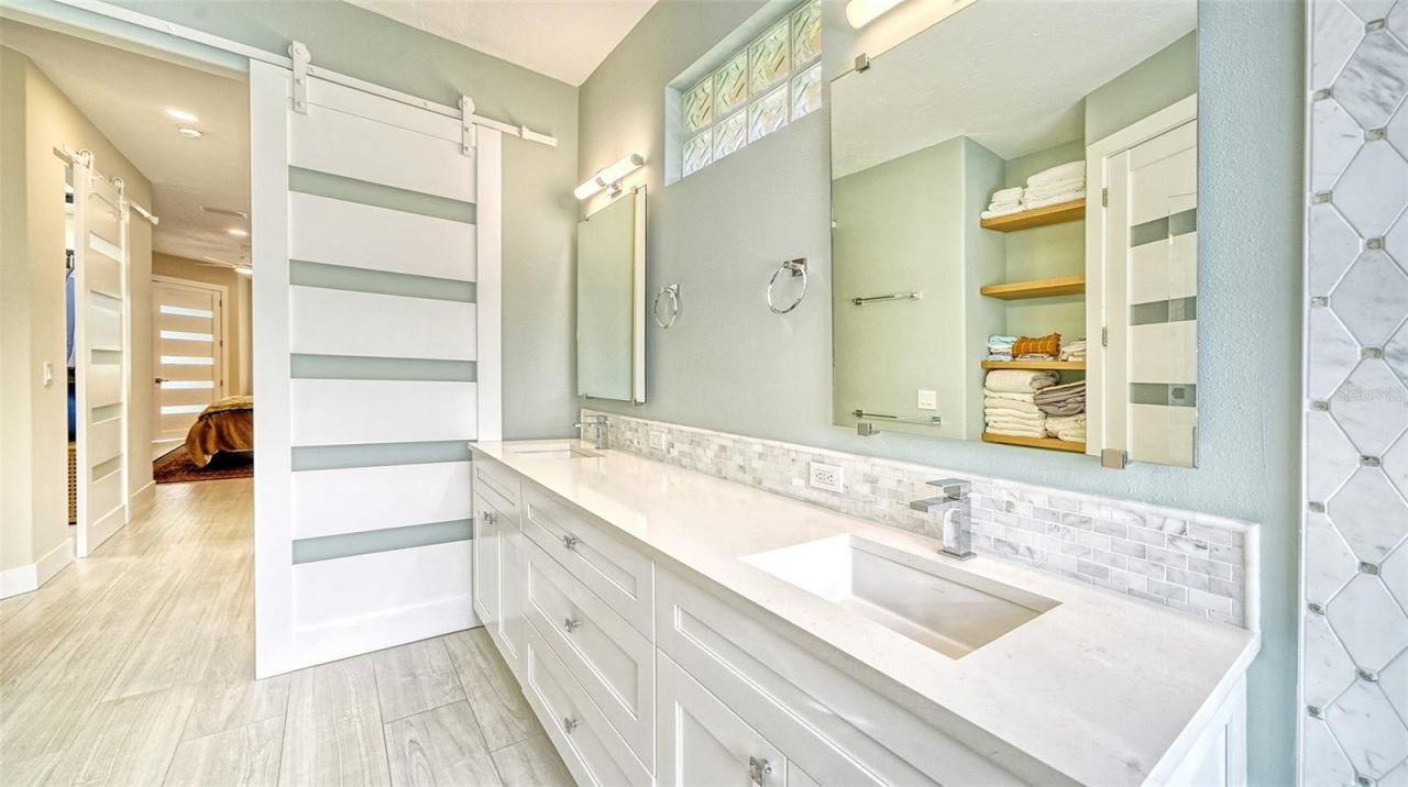 7198 Del Lago Drive, Sarasota, FL 34238 Photo