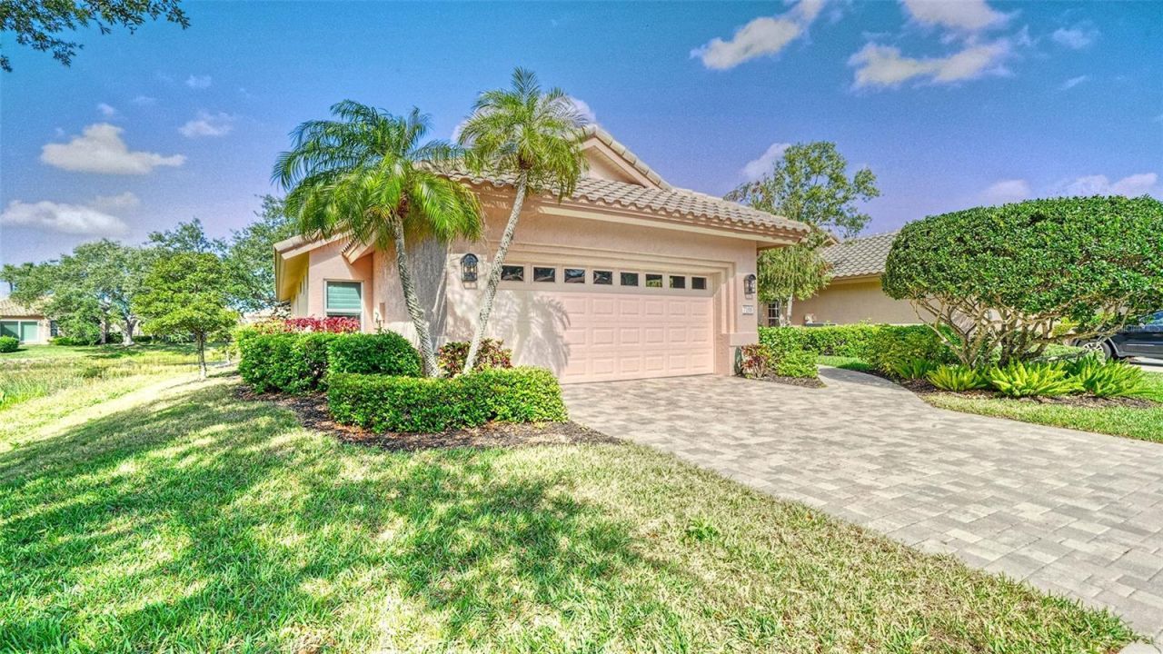 7198 Del Lago Drive, Sarasota, FL 34238 Photo