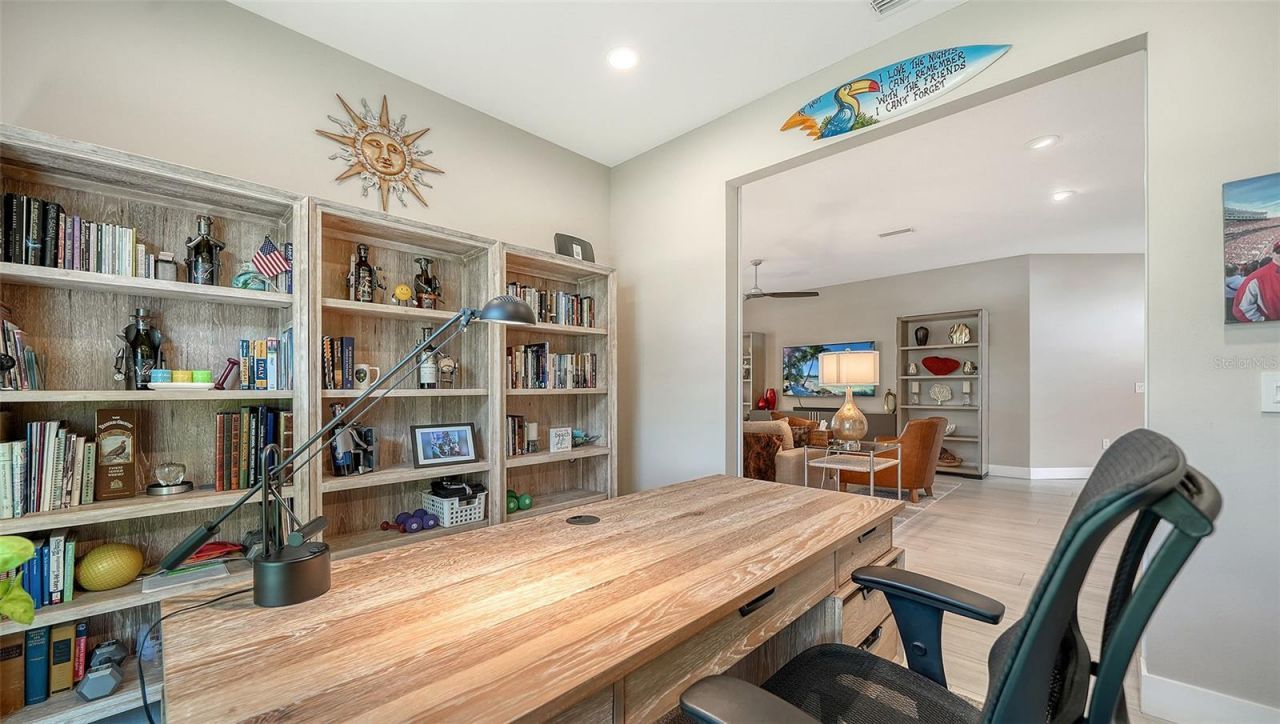 7198 Del Lago Drive, Sarasota, FL 34238 Photo