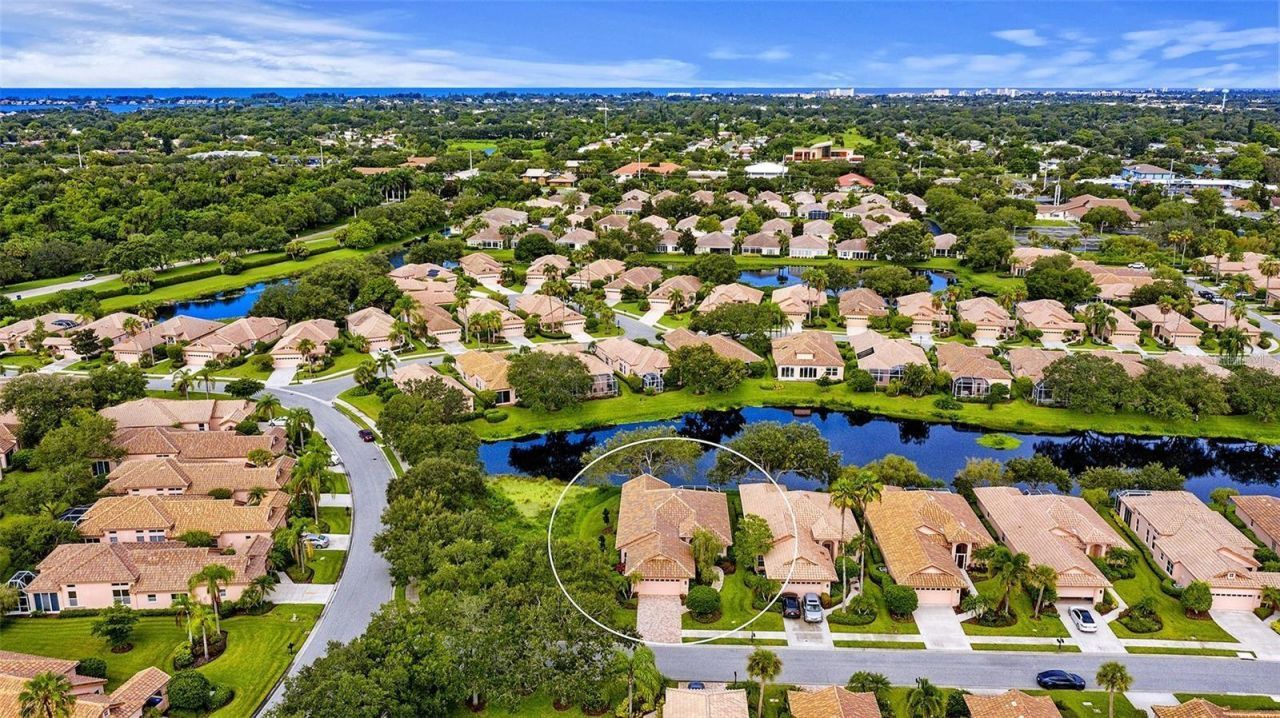 7198 Del Lago Drive, Sarasota, FL 34238 Photo
