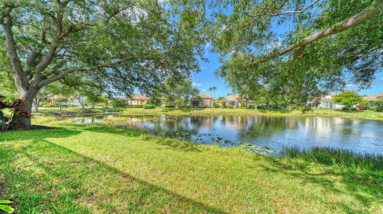 7198 Del Lago Drive, Sarasota, FL 34238 Photo