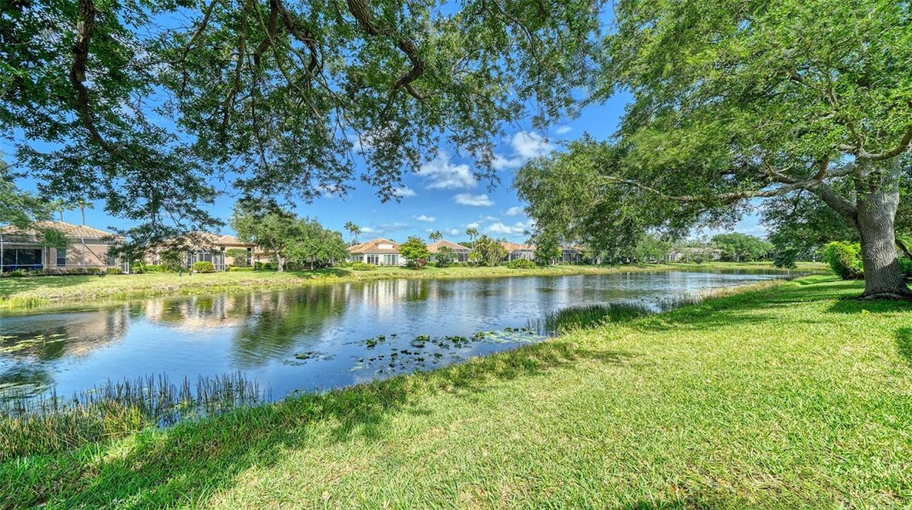 7198 Del Lago Drive, Sarasota, FL 34238 Photo