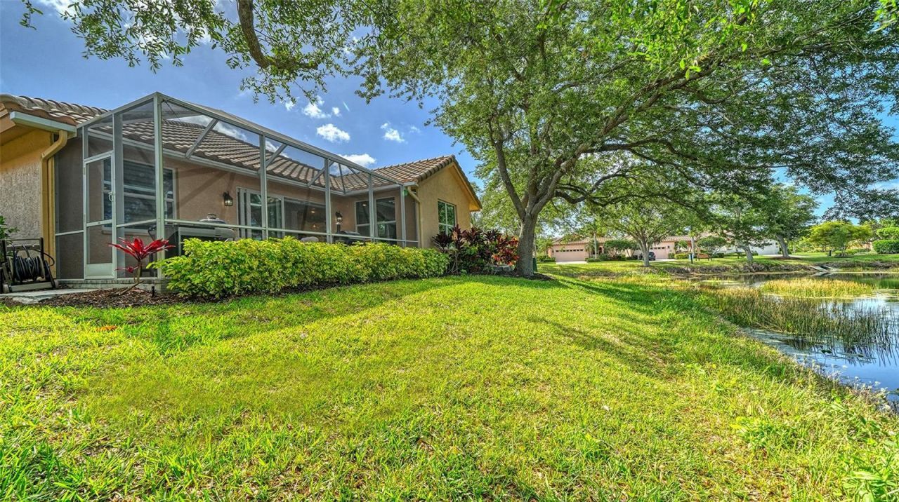7198 Del Lago Drive, Sarasota, FL 34238 Photo