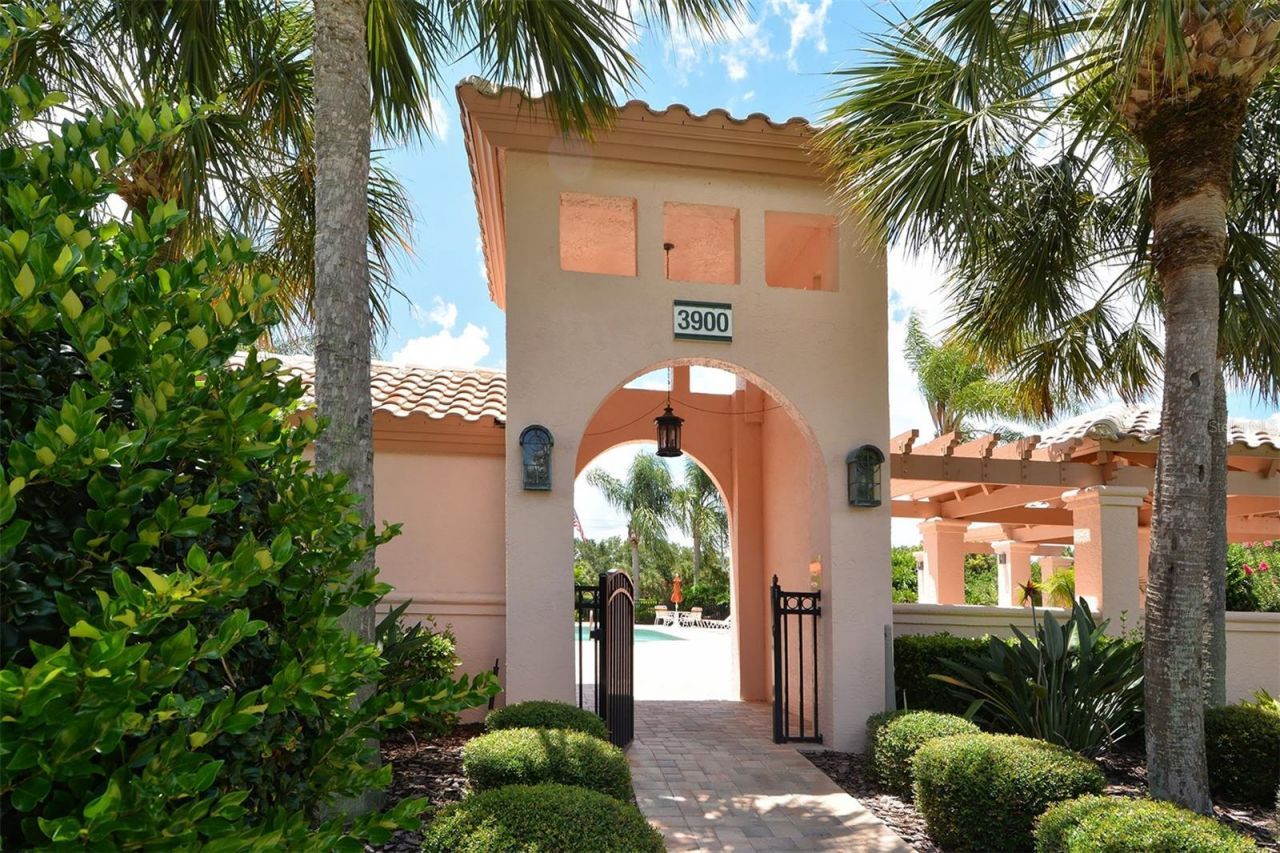 7198 Del Lago Drive, Sarasota, FL 34238 Photo