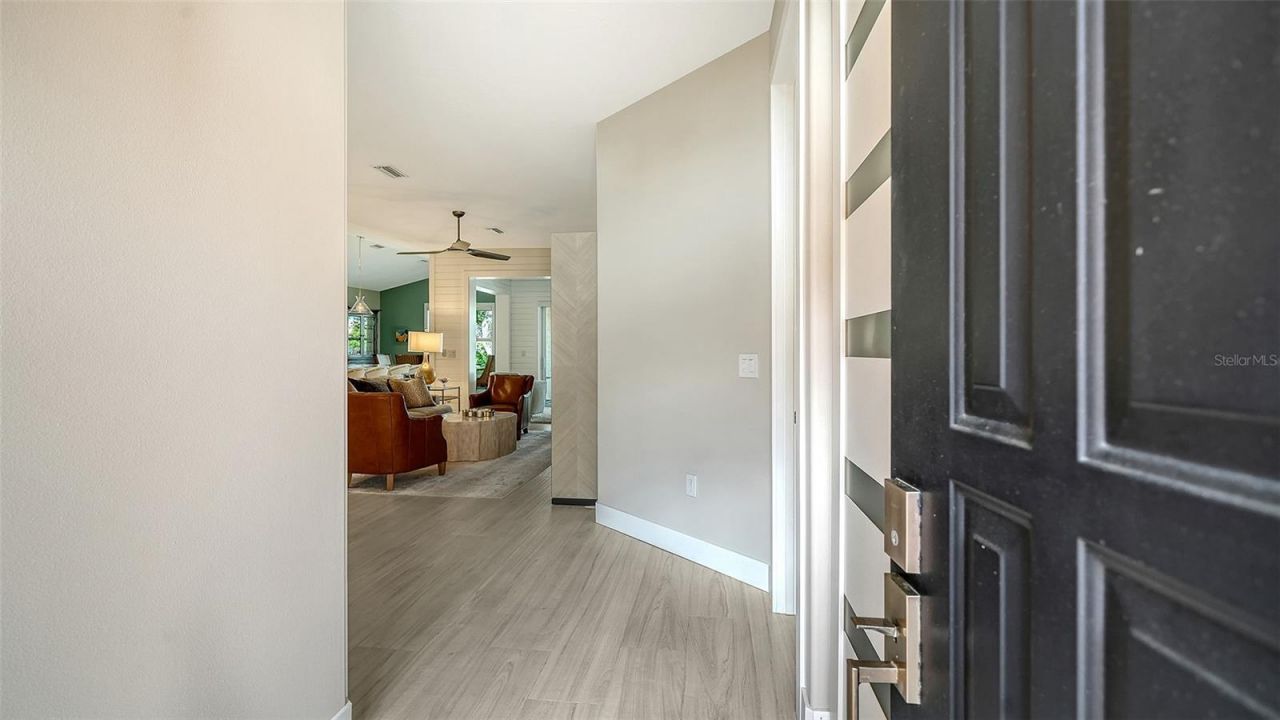 7198 Del Lago Drive, Sarasota, FL 34238 Photo