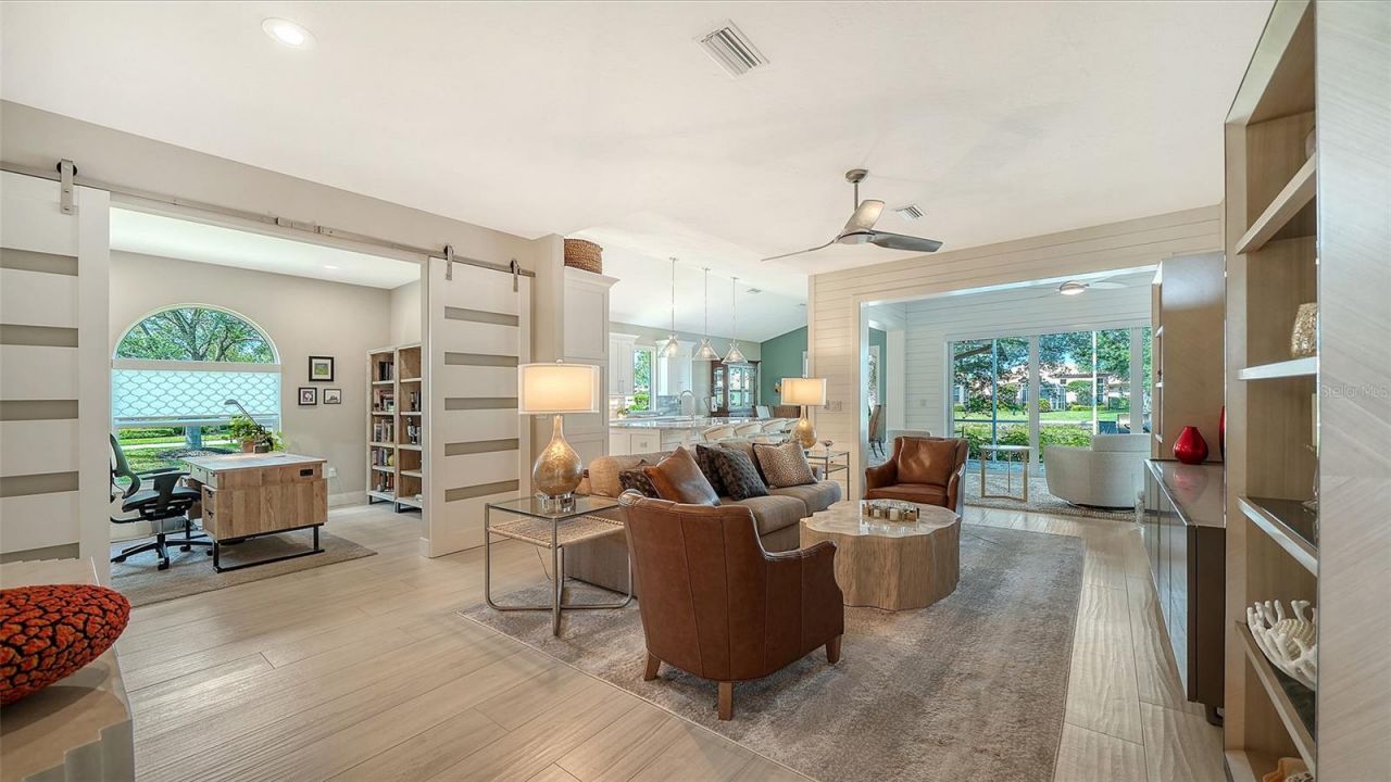 7198 Del Lago Drive, Sarasota, FL 34238 Photo