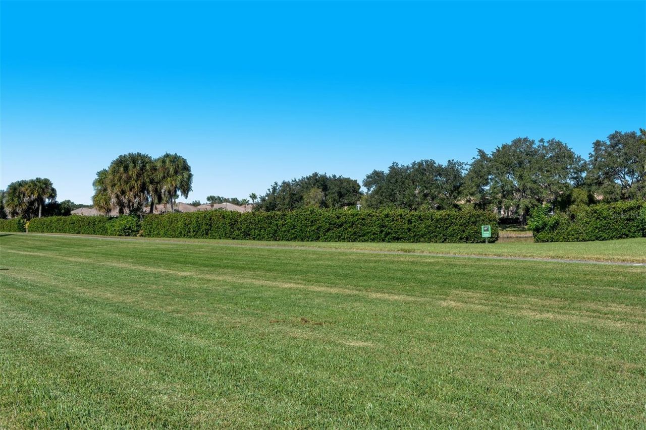 7198 Del Lago Drive, Sarasota, FL 34238 Photo
