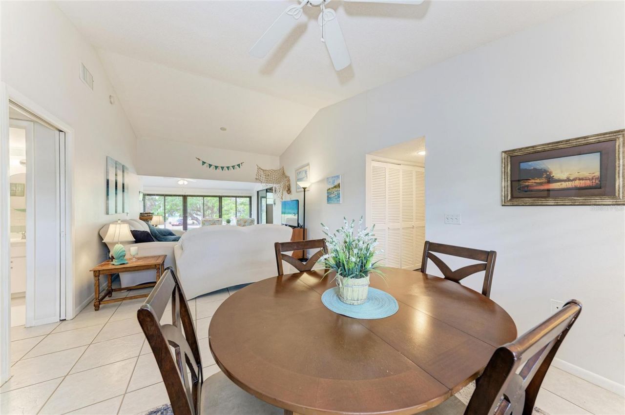 4578 Red Maple Road, Unit 904, Bradenton, FL 34210 Photo