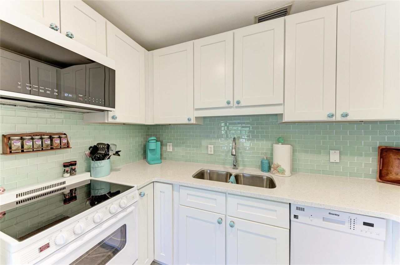 4578 Red Maple Road, Unit 904, Bradenton, FL 34210 Photo