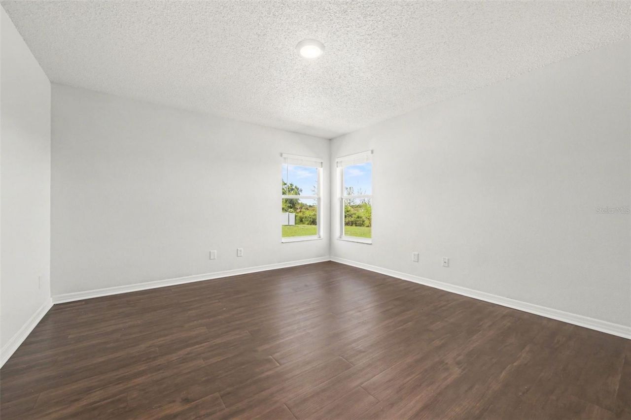 1011 Bluegrass Drive , Groveland, FL 34736 Photo