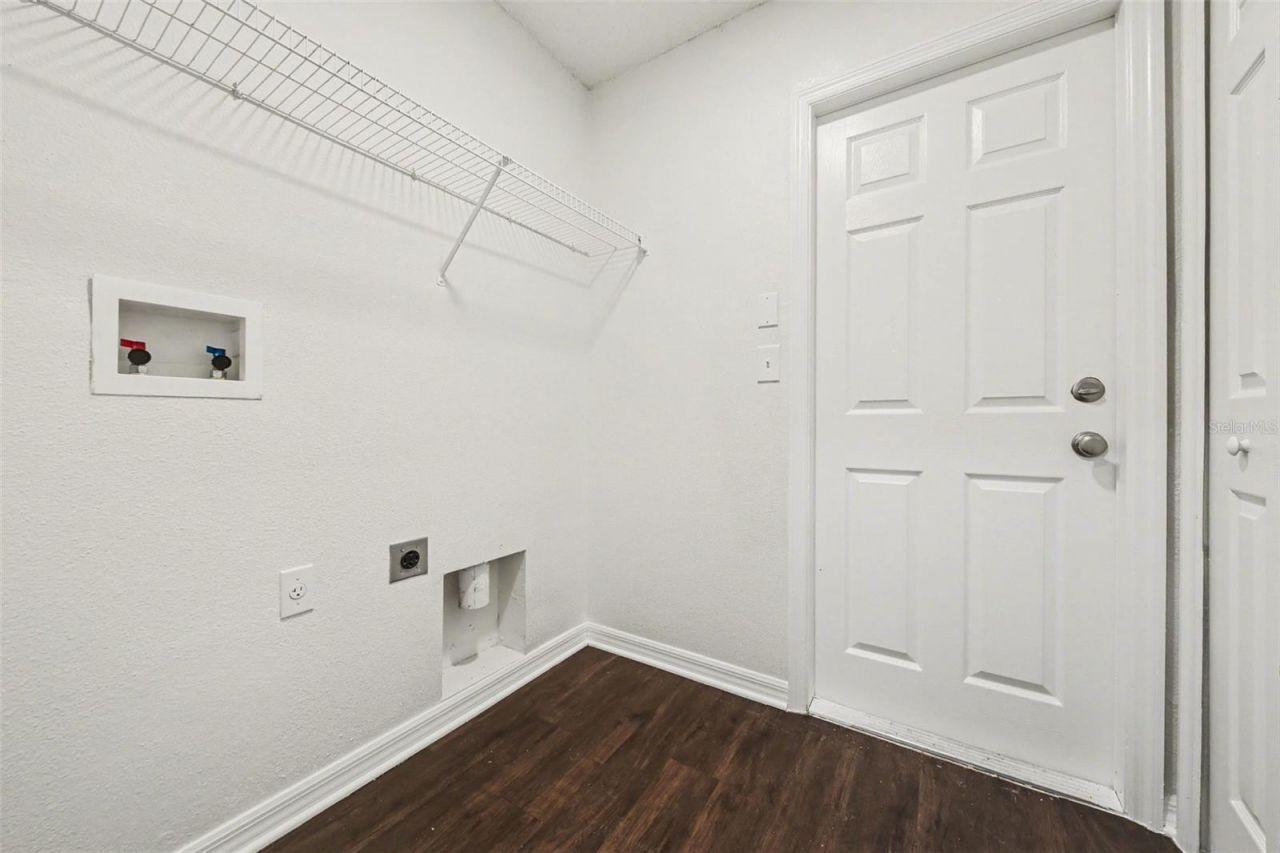 1011 Bluegrass Drive , Groveland, FL 34736 Photo