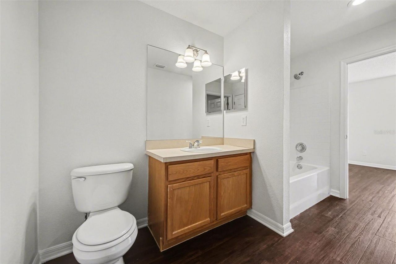 1011 Bluegrass Drive , Groveland, FL 34736 Photo