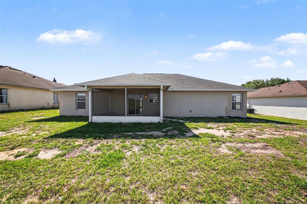 1011 Bluegrass Drive , Groveland, FL 34736 Photo