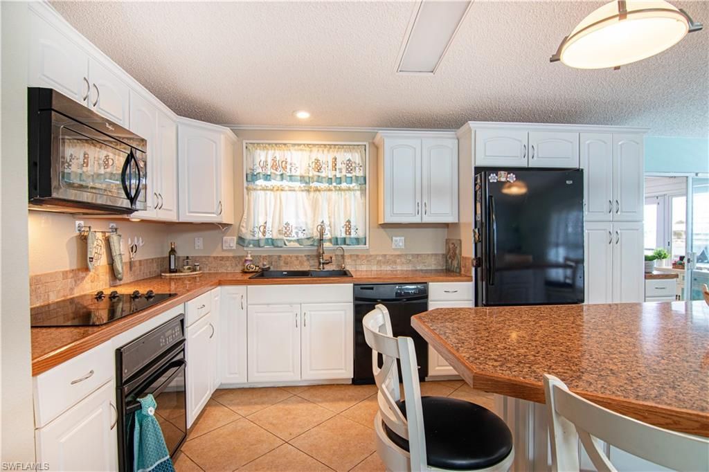 3112 Skipper Ln, Saint James City, FL 33956 Photo