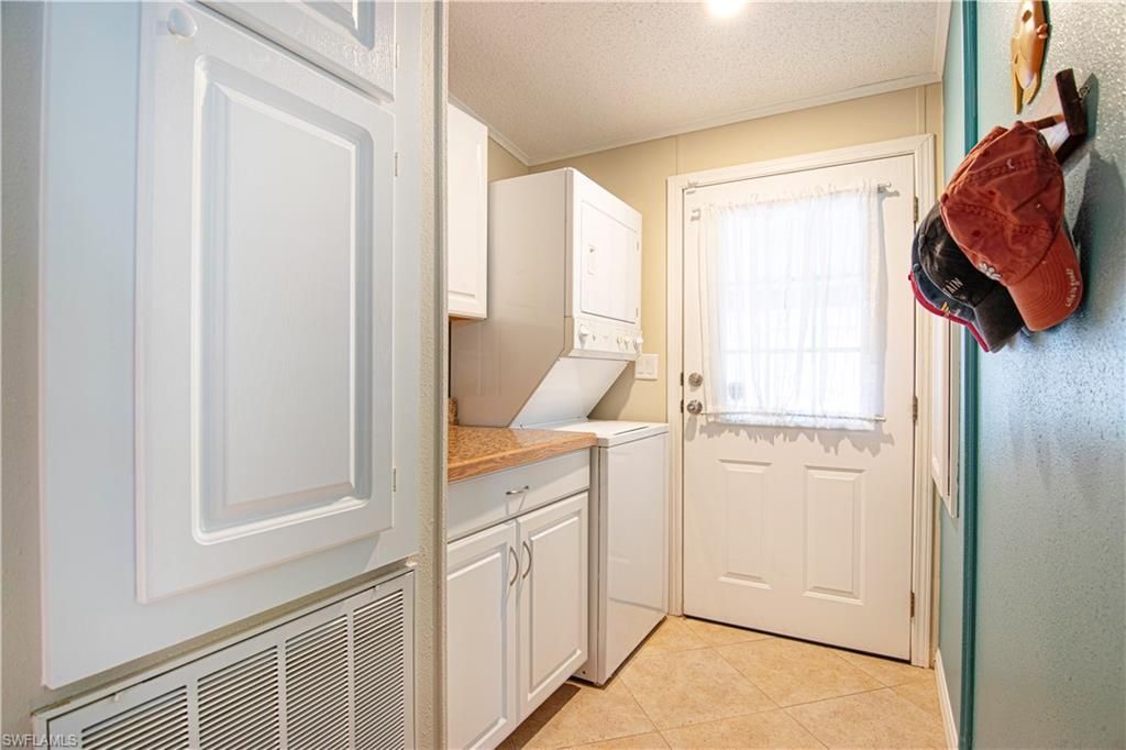 3112 Skipper Ln, Saint James City, FL 33956 Photo