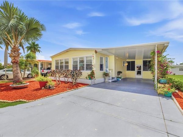 502 Pine Tree CT, NORTH FORT MYERS, FL 33917