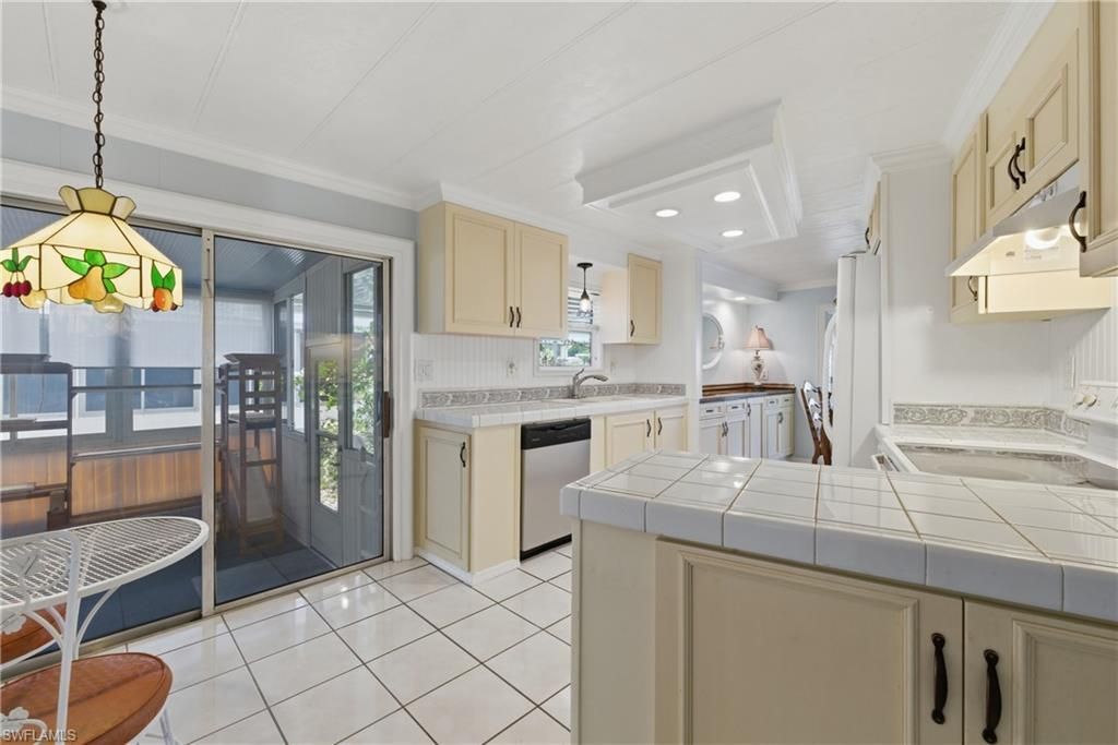 502 Pine Tree Ct, North Fort Myers, FL 33917 Photo