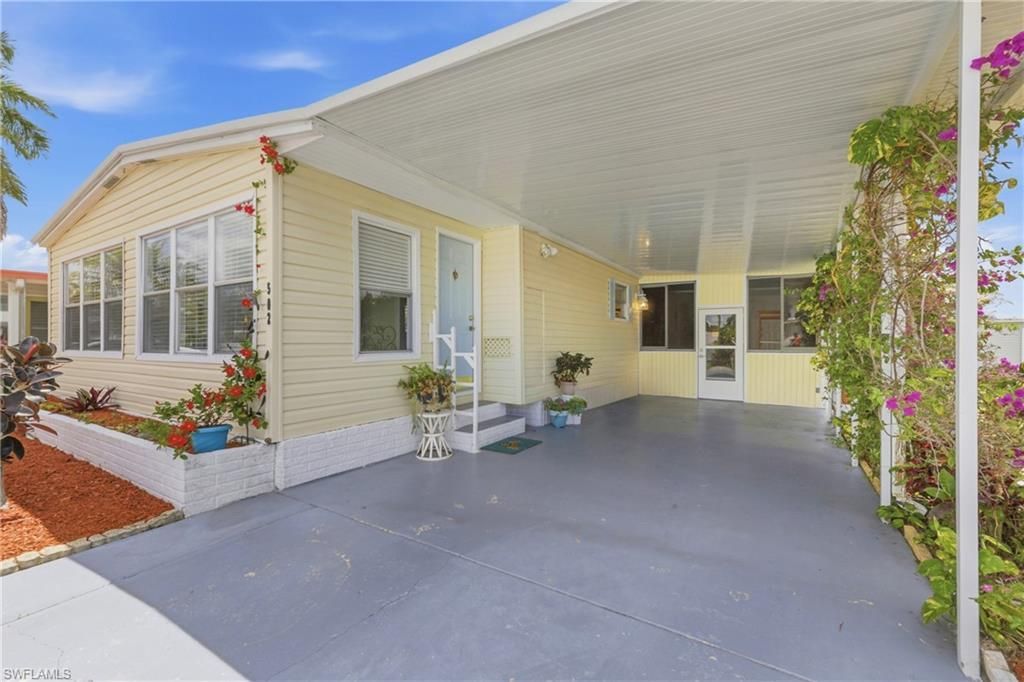 502 Pine Tree Ct, North Fort Myers, FL 33917 Photo