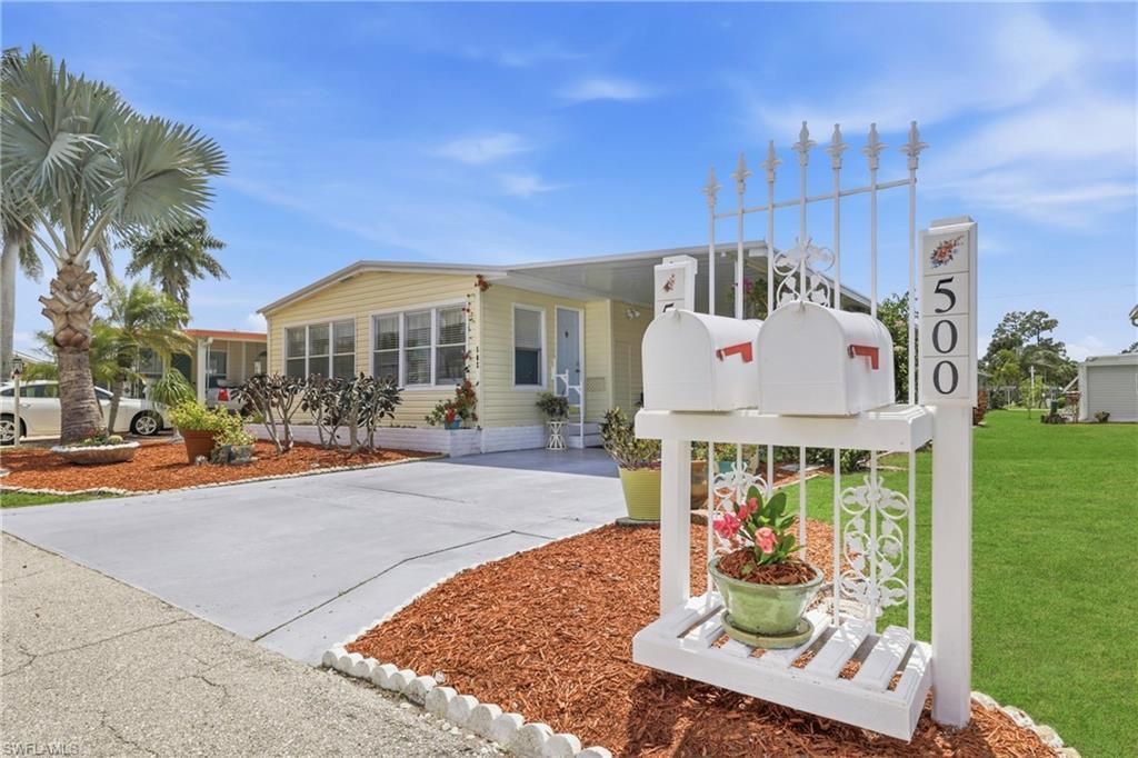 502 Pine Tree Ct, North Fort Myers, FL 33917 Photo