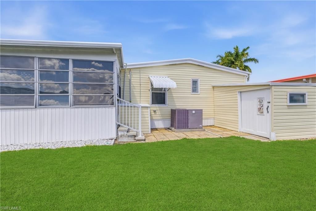 502 Pine Tree Ct, North Fort Myers, FL 33917 Photo