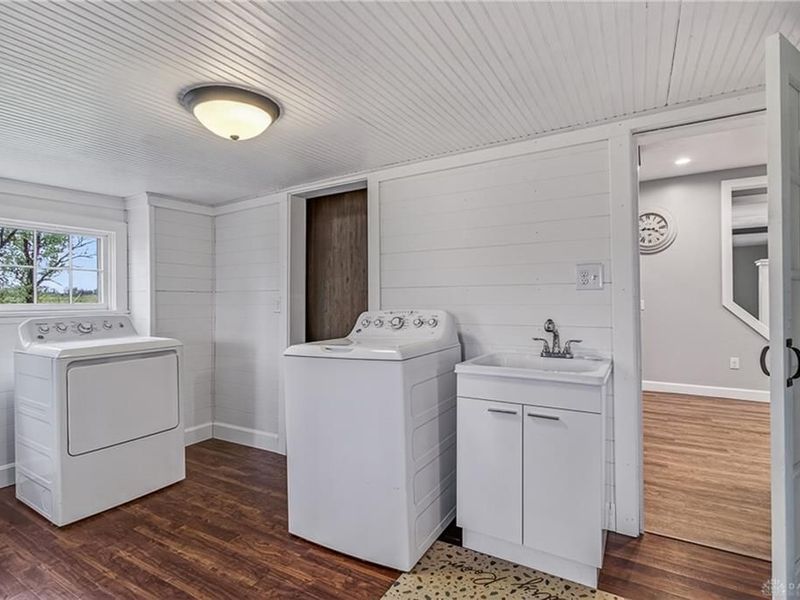 8700 Quaker Trace Road, Camden, OH 45311 Photo 10