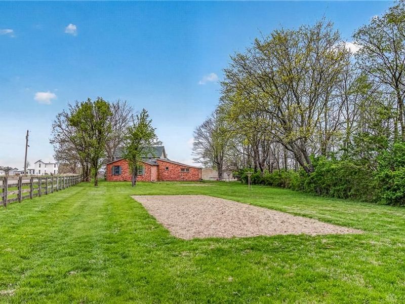 8700 Quaker Trace Road, Camden, OH 45311 Photo 27