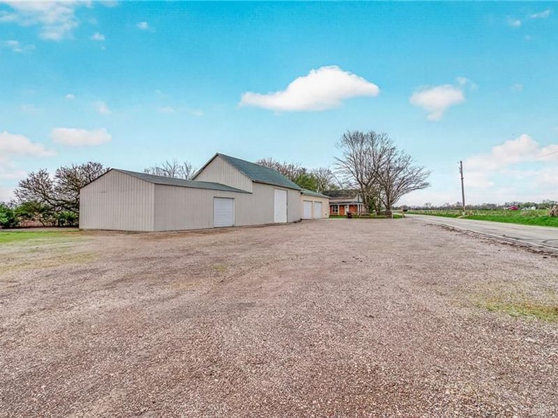 8700 Quaker Trace Road, Camden, OH 45311 Photo 29