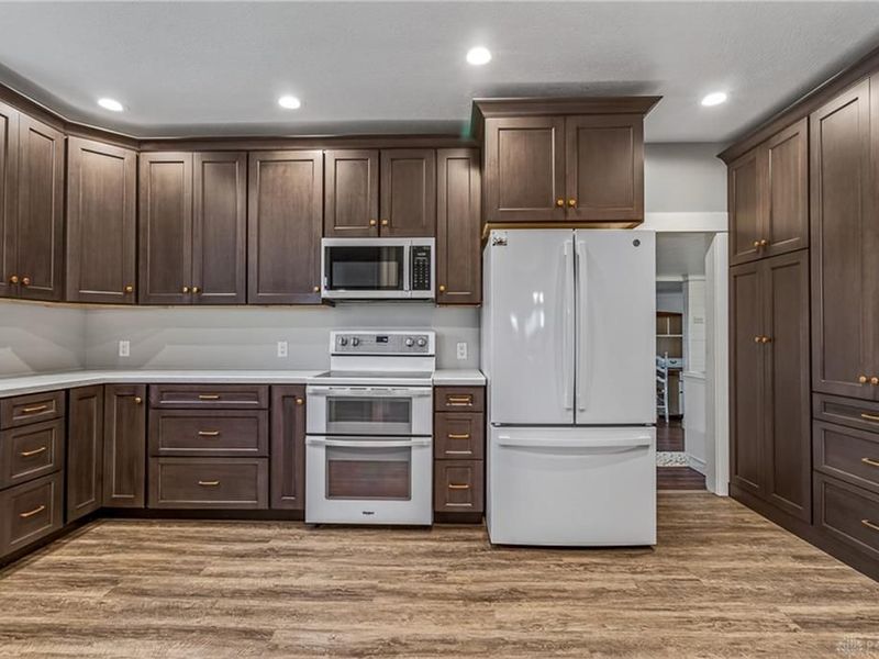 8700 Quaker Trace Road, Camden, OH 45311 Photo 7