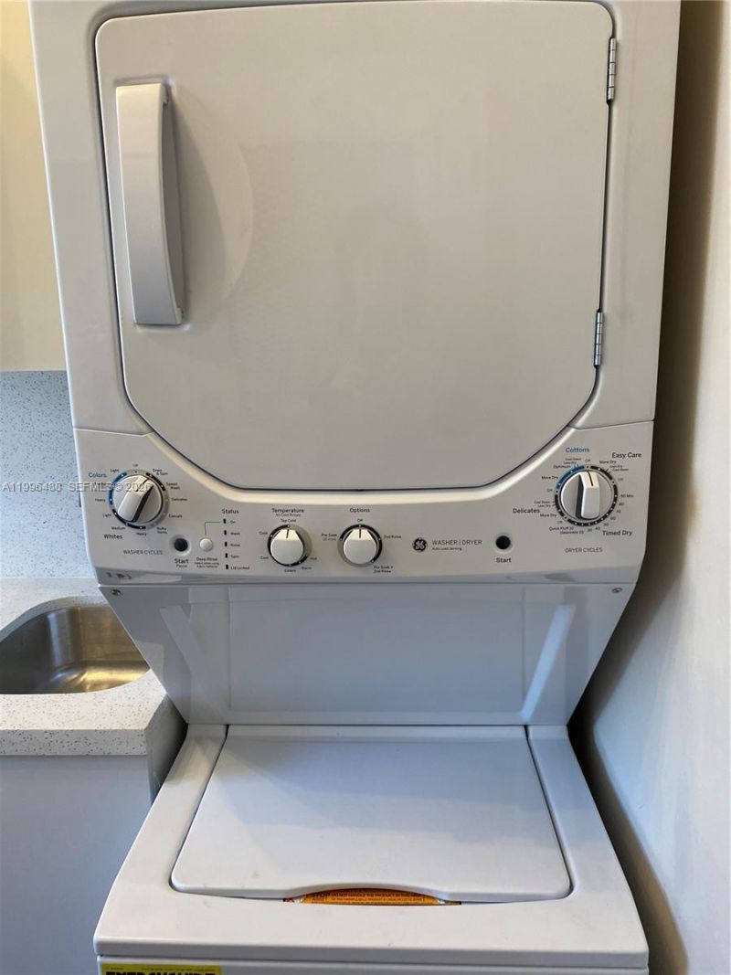 40 Almeria Ave, Unit 16, Coral Gables, FL 33134 Photo