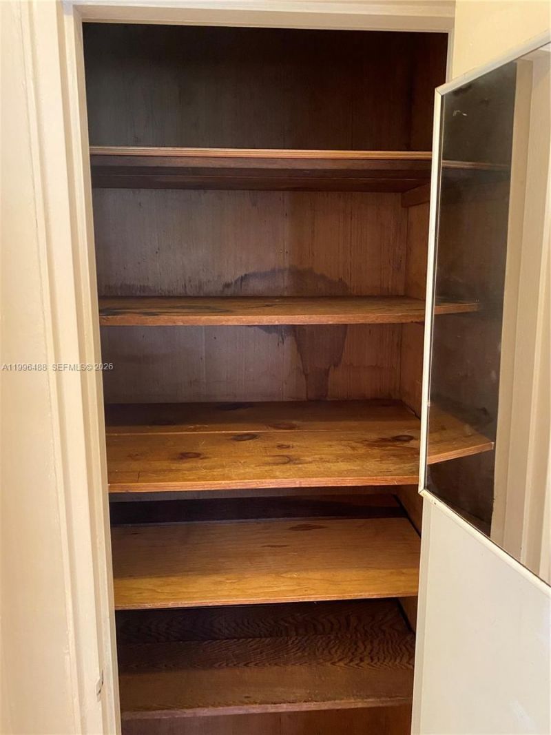 40 Almeria Ave, Unit 16, Coral Gables, FL 33134 Photo