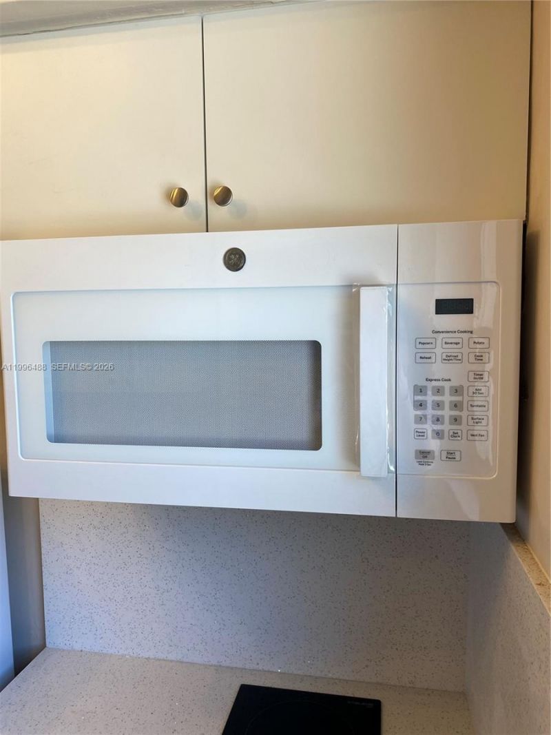 40 Almeria Ave, Unit 16, Coral Gables, FL 33134 Photo