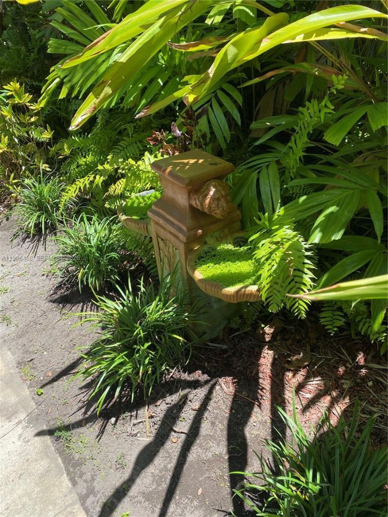 40 Almeria Ave, Unit 16, Coral Gables, FL 33134 Photo