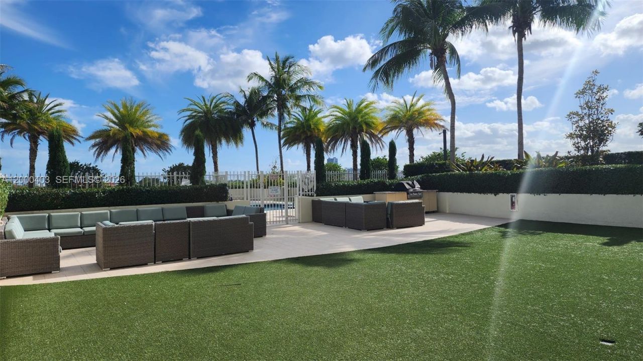 3000 Coral Way, Unit 713, Miami, FL 33145 Photo