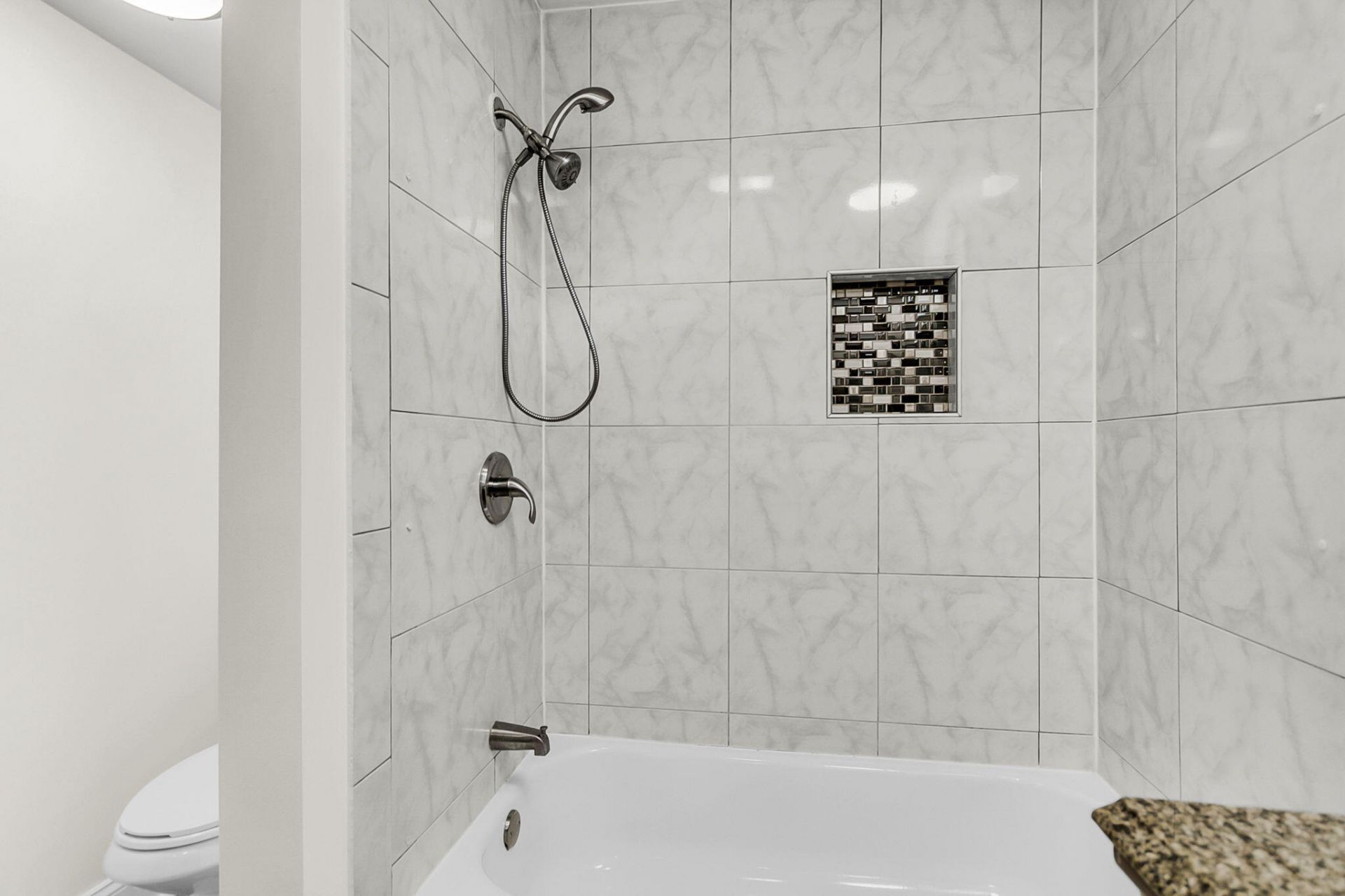 1866 Montclair Drive Photo 24