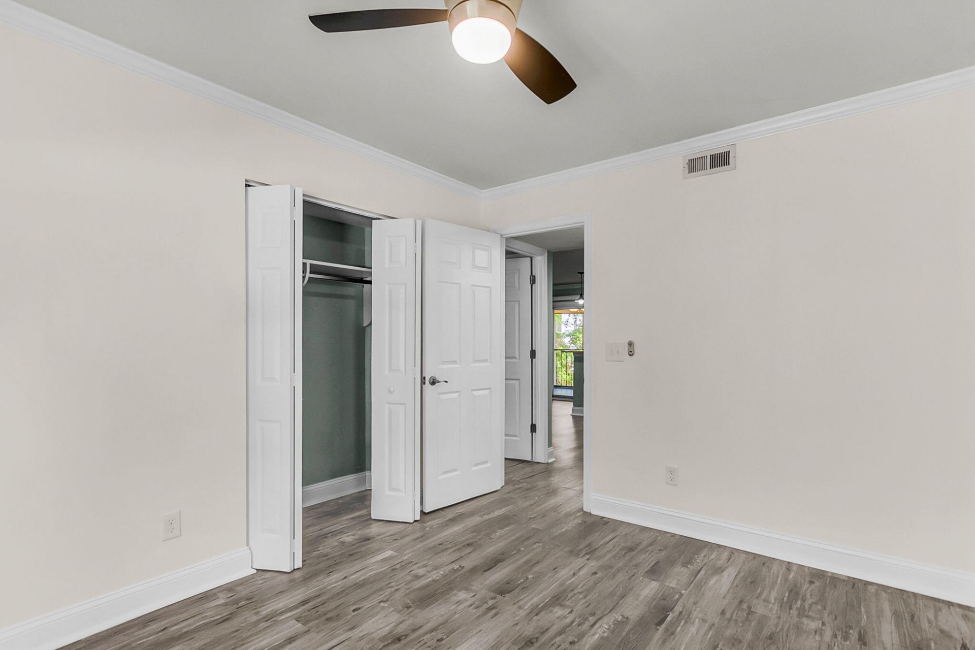 1866 Montclair Drive Photo 26