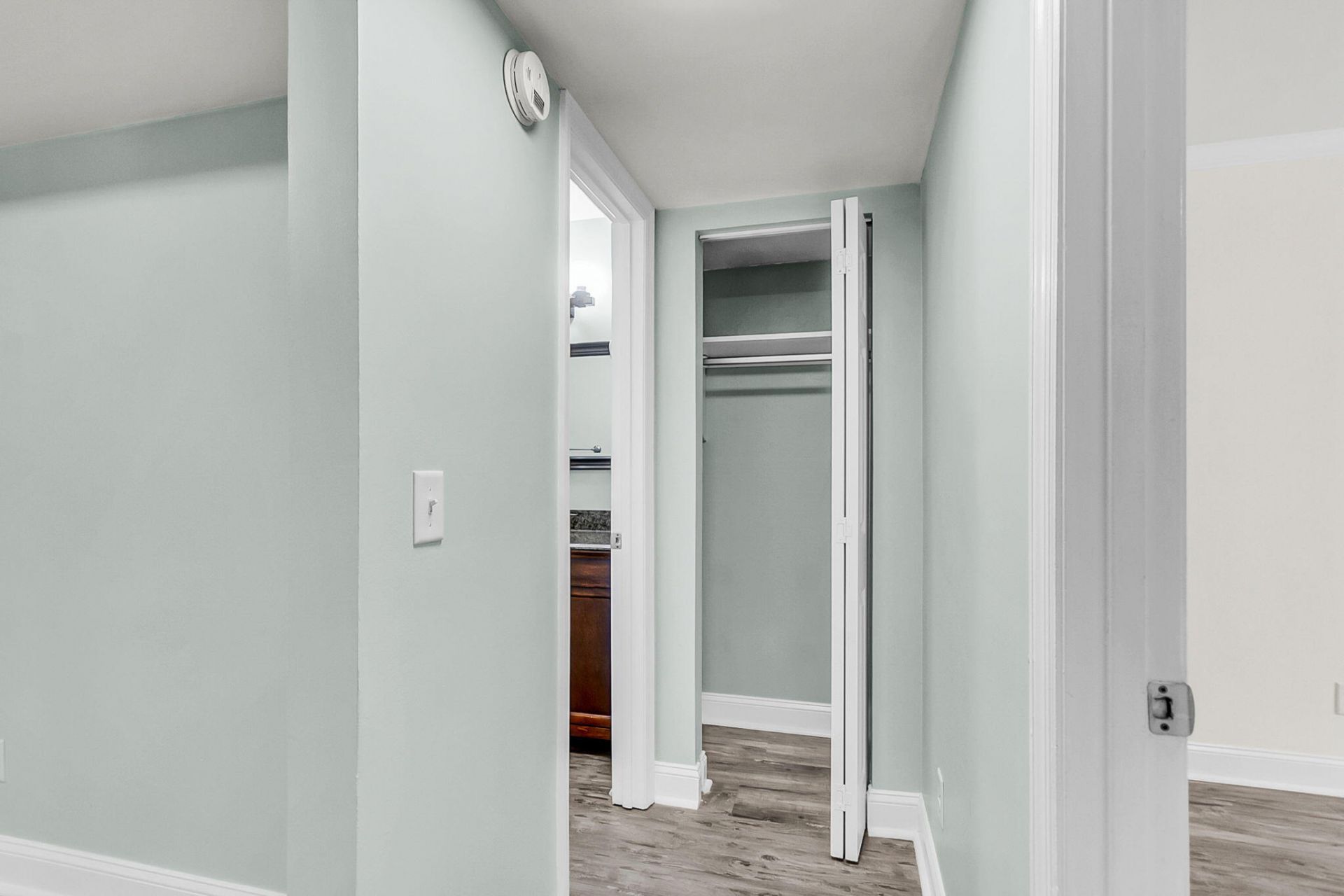 1866 Montclair Drive Photo 28