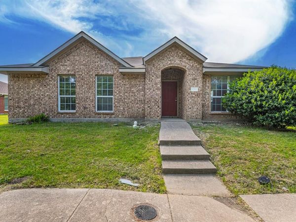 1311 Chapman Drive, Lancaster, TX 75134