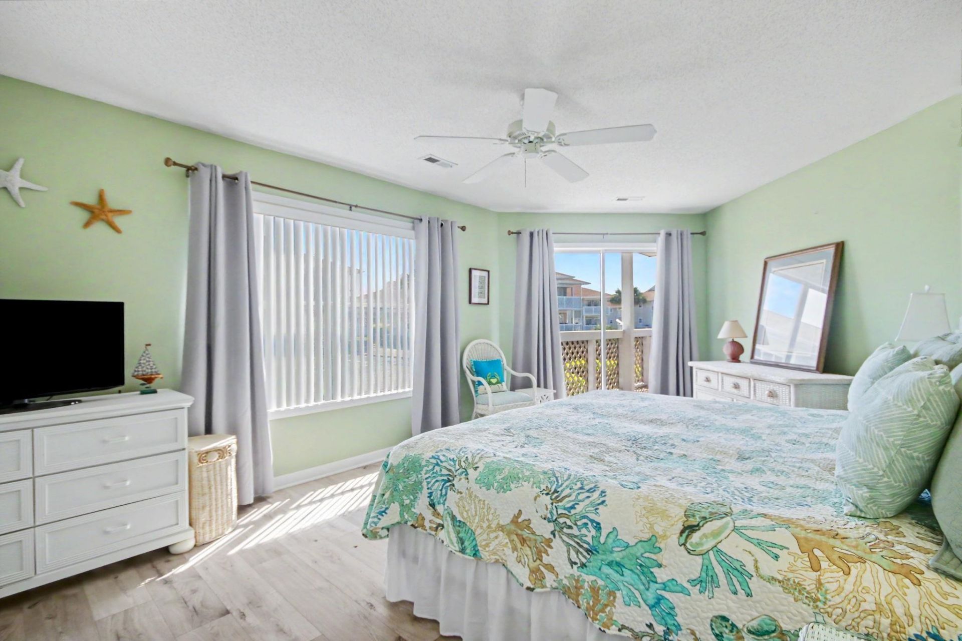 301 Shore Haven Dr. Photo 16