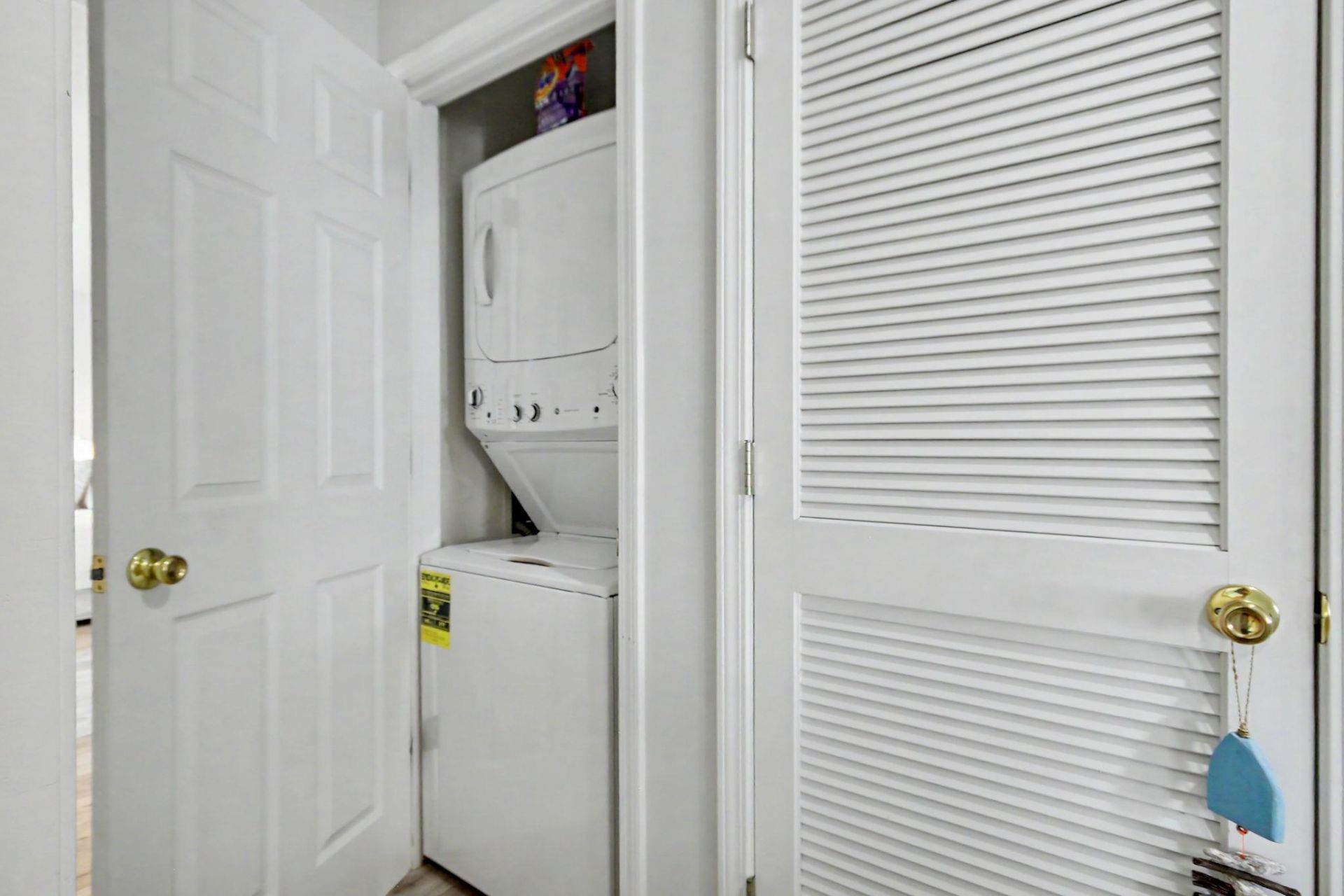 301 Shore Haven Dr. Photo 20