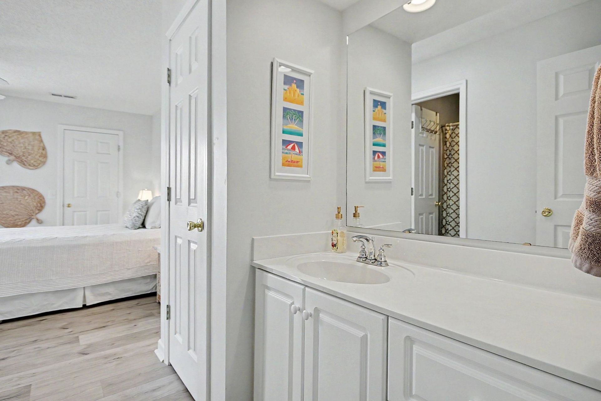 301 Shore Haven Dr. Photo 21