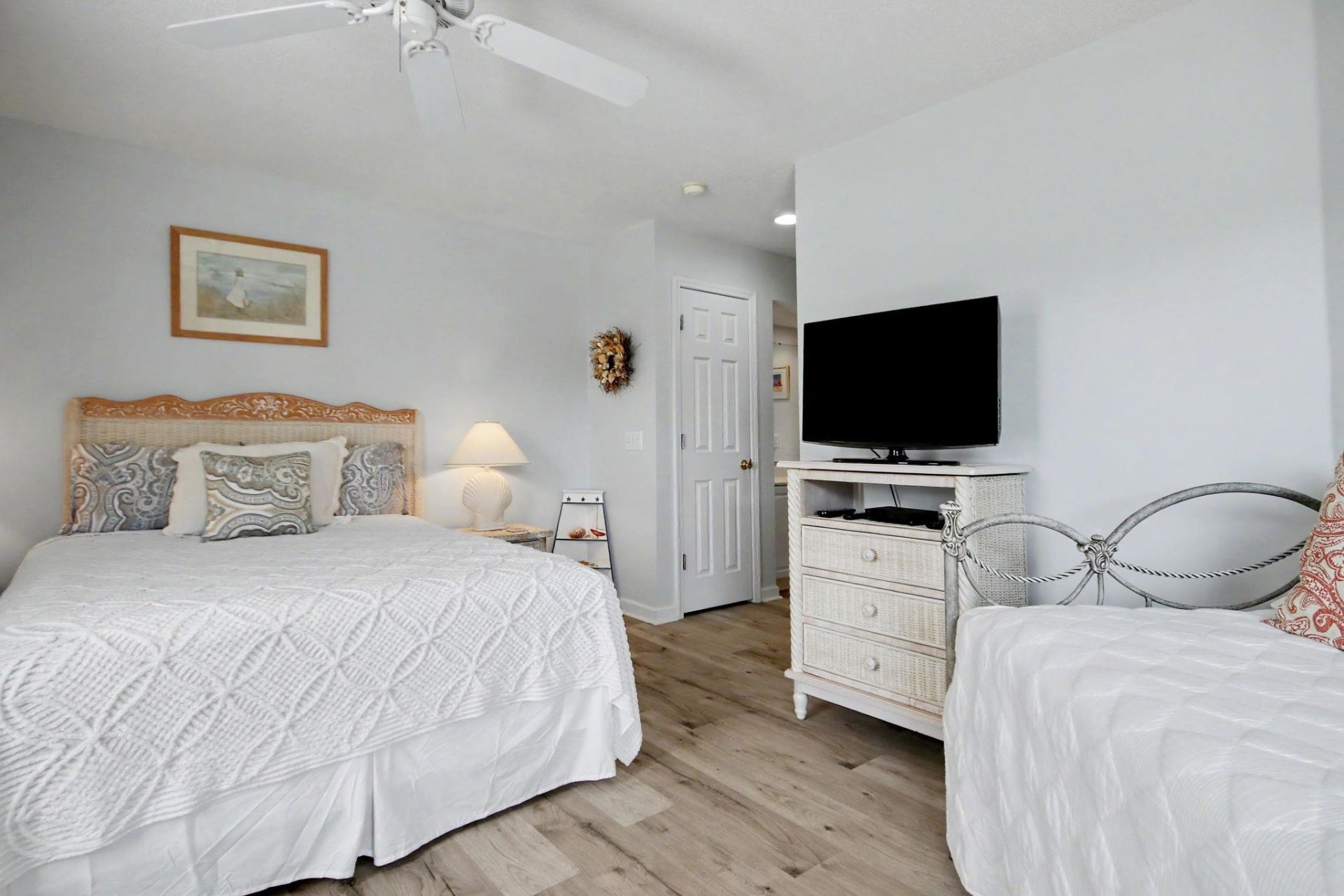 301 Shore Haven Dr. Photo 26