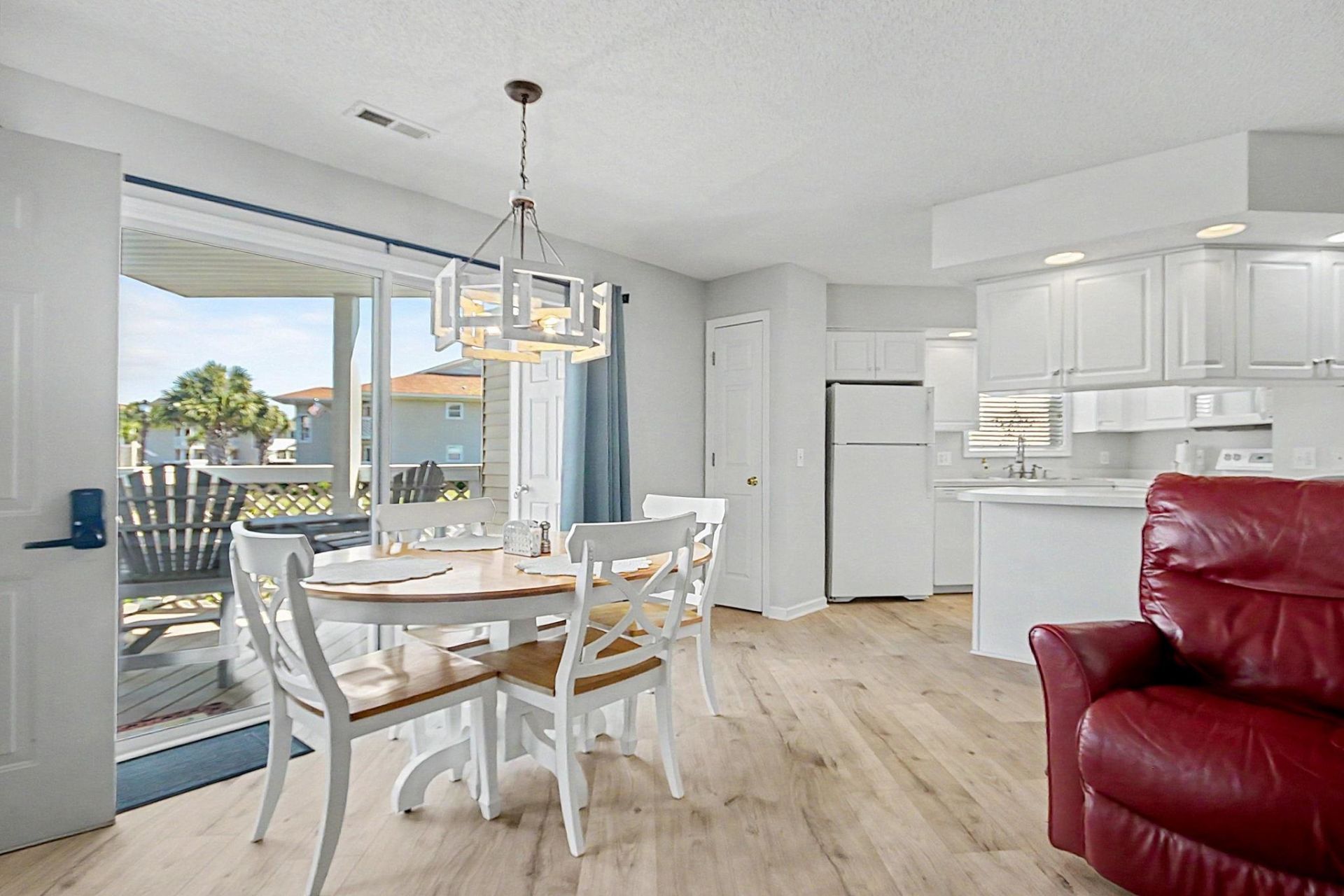 301 Shore Haven Dr. Photo 8