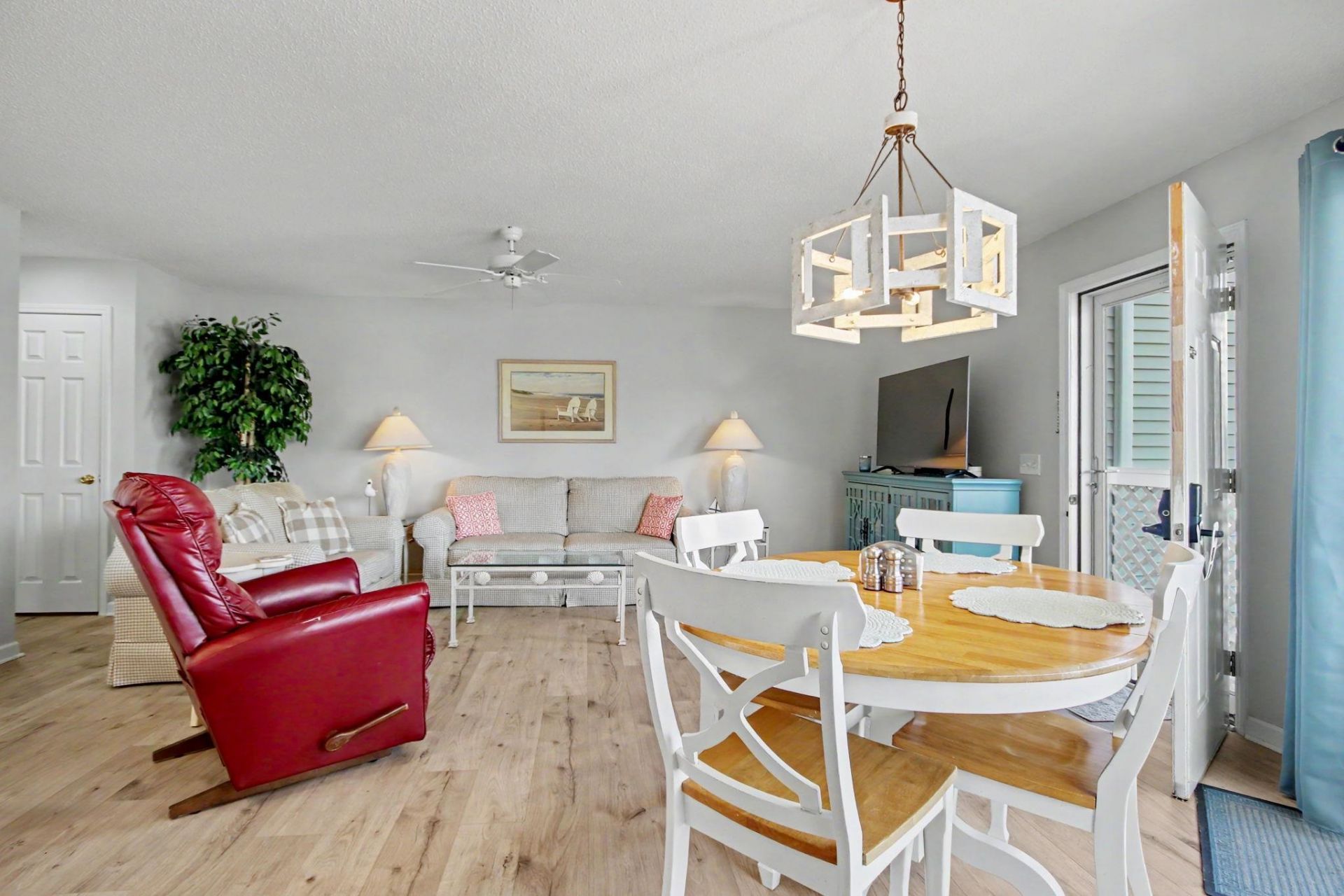 301 Shore Haven Dr. Photo 9