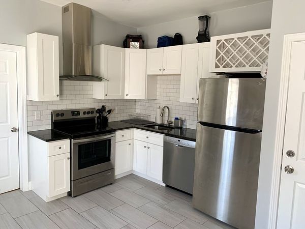 153 Chestnut, Unit 1, Waltham, MA 02453