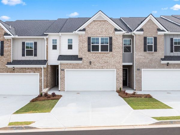 380 Silver Moon Drive, Loganville, GA 30052