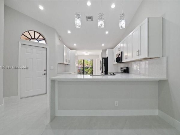 22665 Meridiana Dr, Boca Raton, FL 33433