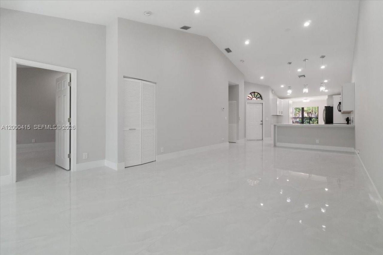 22665 Meridiana Dr, Boca Raton, FL 33433 Photo