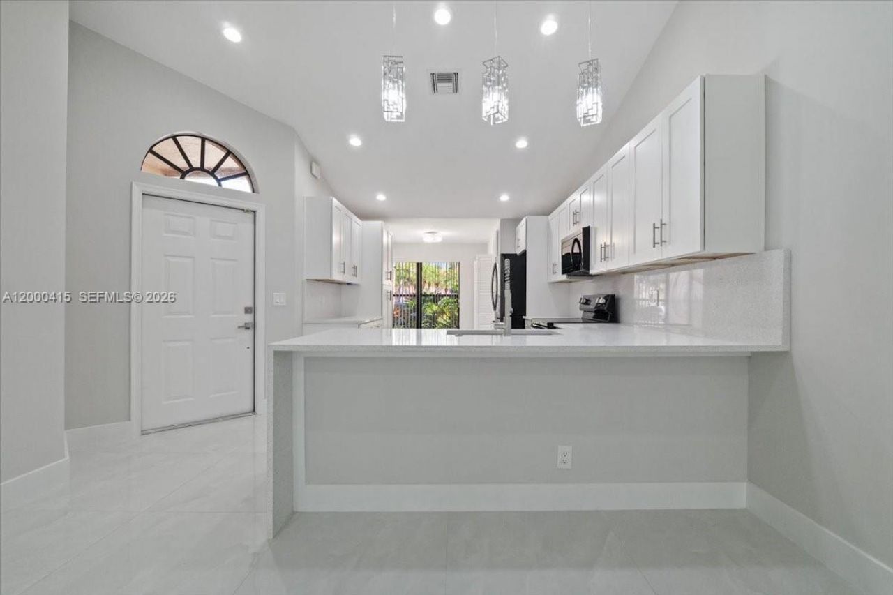 22665 Meridiana Dr, Boca Raton, FL 33433 Photo